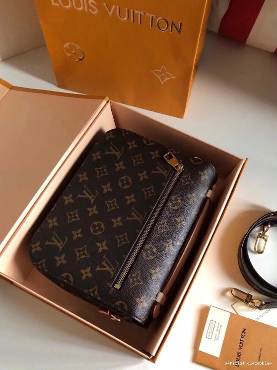 Official oldcobbler Metis Monogram M40780 Pochette Louis Vuitton Messenger 0722